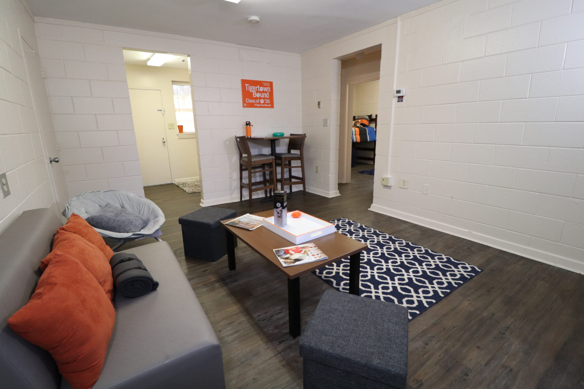 » Thornhill Village